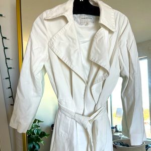 Club Monaco Ealdyn White Trench